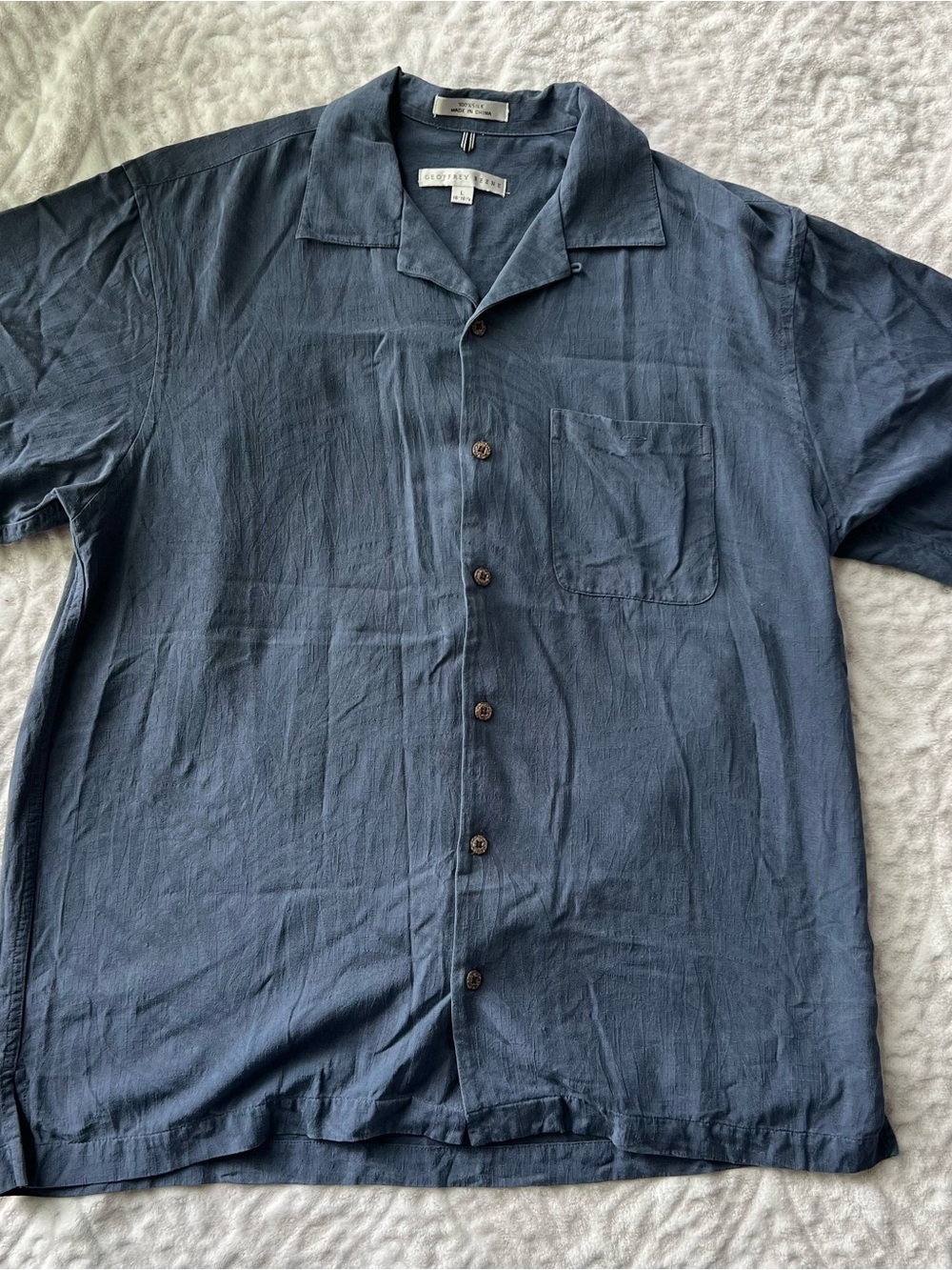 Geoffrey Beene Men’s Blue 100% Silk Short Sleeve Button Up Shirt | Size L - Picture 2 of 9